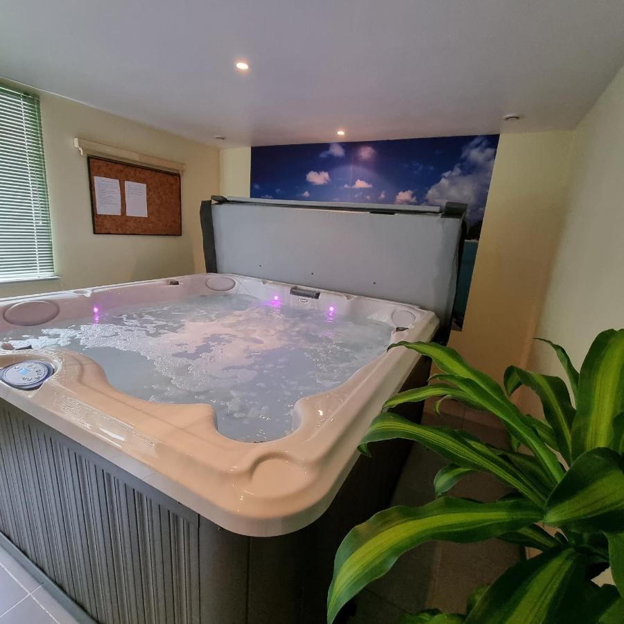 Gite Myrtille 2 A 6 Personnes Avec Spa Et Salle De Jeux Dans La Residence Ventron Exterior foto
